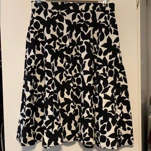 Cynthia Rowley skirt size S B&W floral